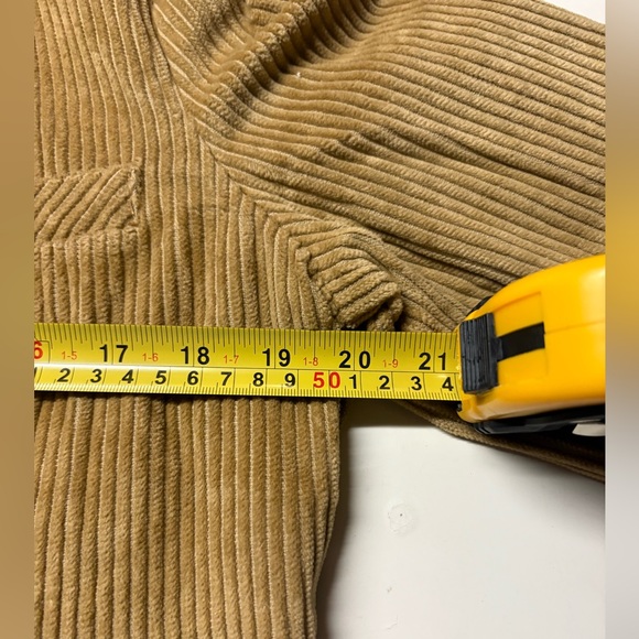 BDG Urban Outfitters Tan Bubble Corduroy Blazer with brown scored button - Picture 7 of 7